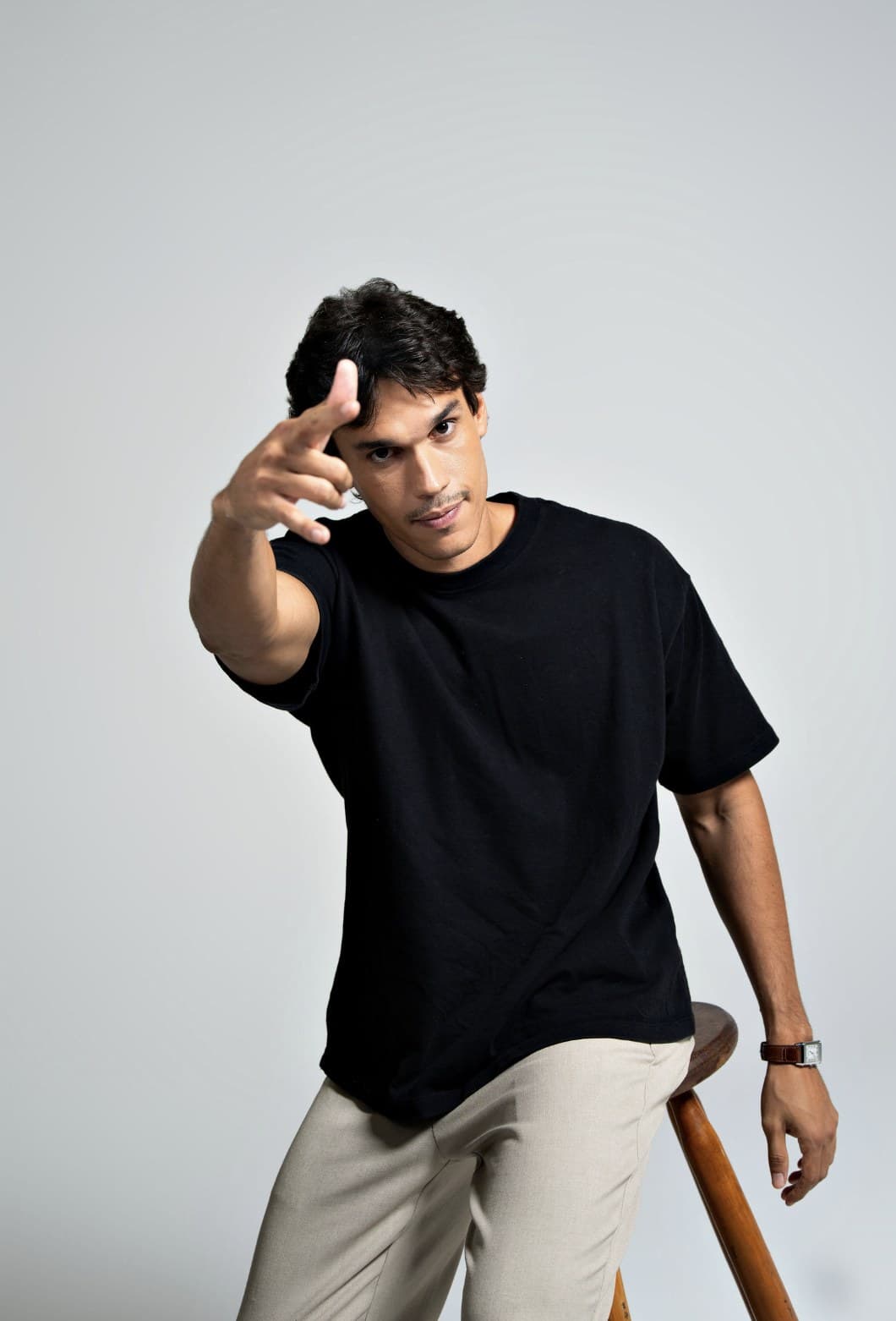 Lipe apontando
